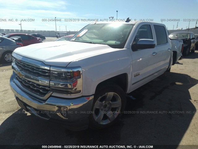 3GCUKSECXJG282493 - 2018 CHEVROLET SILVERADO K1500 LTZ WHITE photo 2