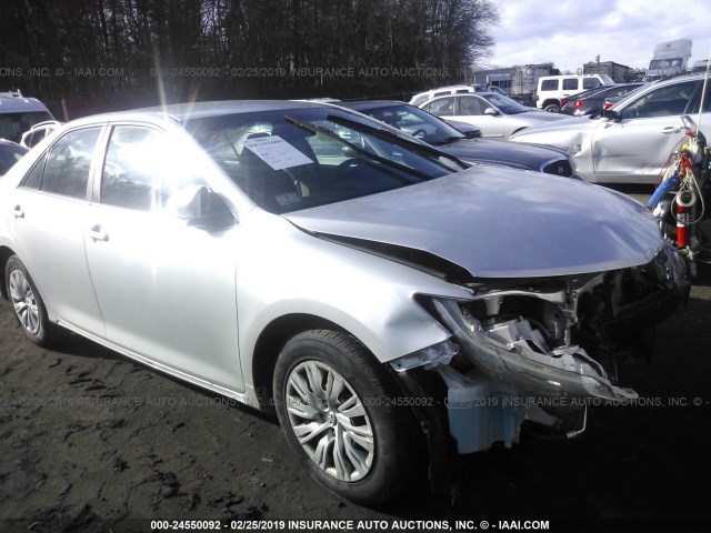 4T4BF1FK2ER351869 - 2014 TOYOTA CAMRY L/SE/LE/XLE SILVER photo 1