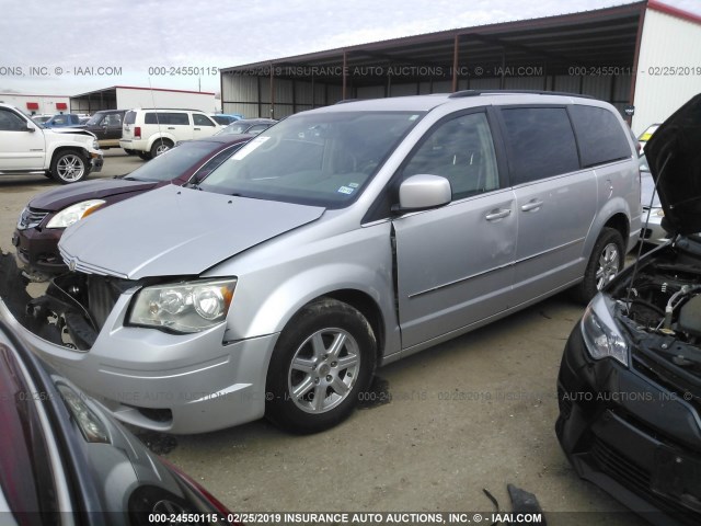 2A4RR5DX0AR340302 - 2010 CHRYSLER TOWN & COUNTRY TOURING SILVER photo 2