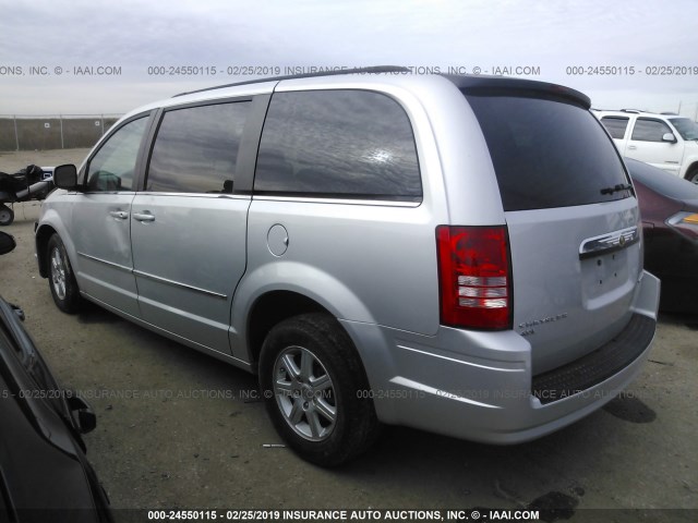 2A4RR5DX0AR340302 - 2010 CHRYSLER TOWN & COUNTRY TOURING SILVER photo 3