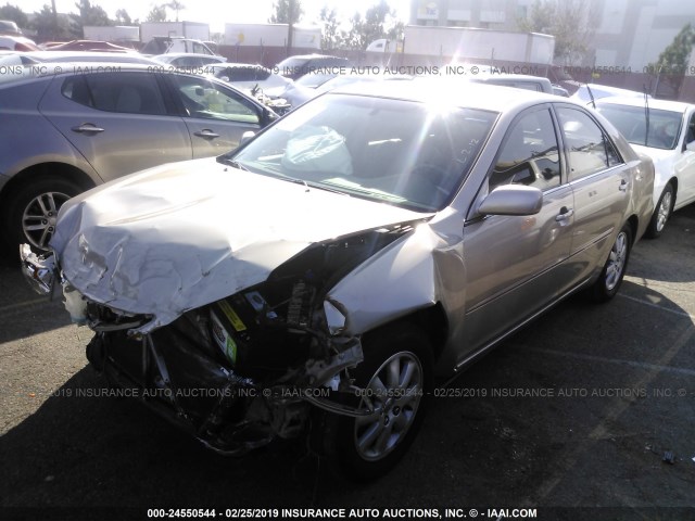 JTDBF30K920067922 - 2002 TOYOTA CAMRY LE/XLE/SE BEIGE photo 2