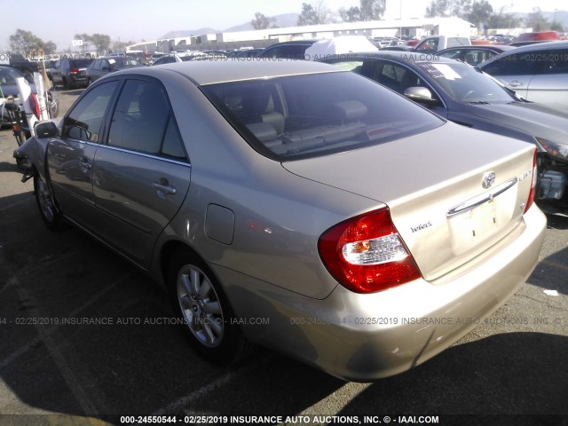 JTDBF30K920067922 - 2002 TOYOTA CAMRY LE/XLE/SE BEIGE photo 3