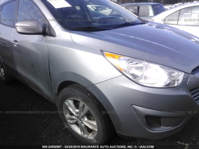 KM8JUCAC5CU542528 - 2012 HYUNDAI TUCSON GLS/LIMITED 银色 照片 6
