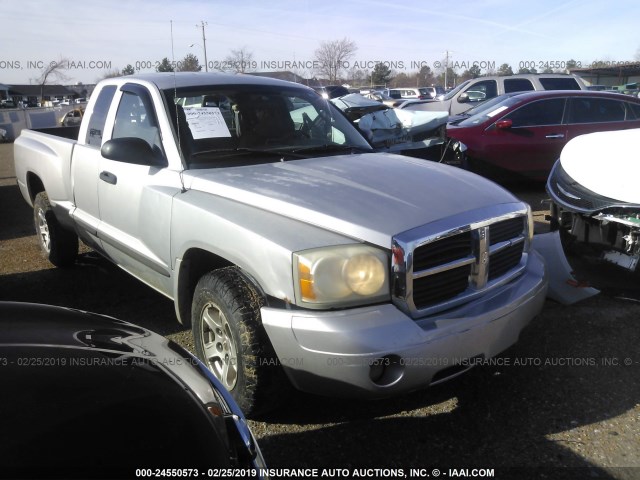 1D7HE42K26S516695 - 2006 DODGE DAKOTA SLT SILVER photo 1