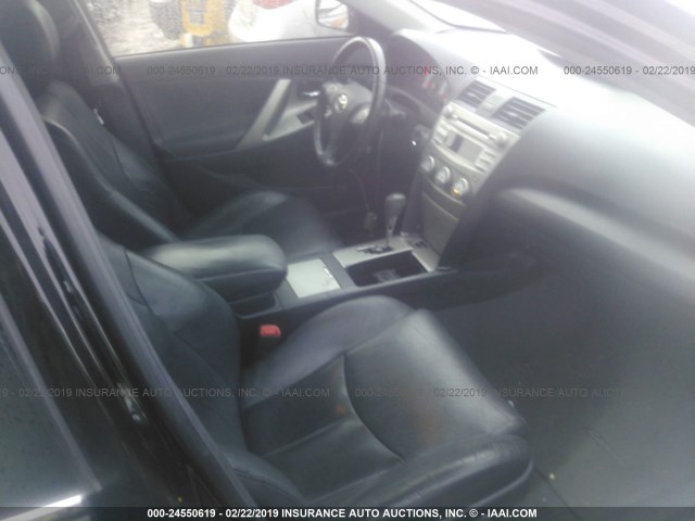 4T1BK3EK9AU105060 - 2010 TOYOTA CAMRY SE/LE/XLE 黑色 照片 5