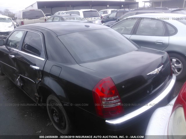 2C3KA63H16H518508 - 2006 CHRYSLER 300C BLACK photo 3