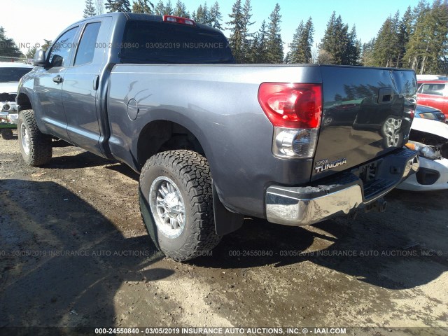 5TFBT54117X006293 - 2007 TOYOTA TUNDRA DOUBLE CAB SR5 GRAY photo 3