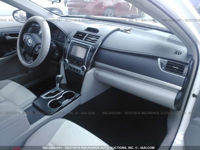 4T4BF1FK5DR329525 - 2013 TOYOTA CAMRY L/SE/LE/XLE Ağ foto 5