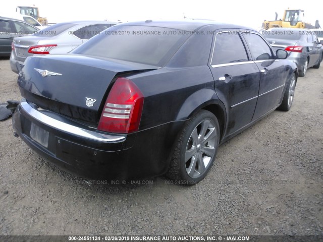 2C3LA63H26H408149 - 2006 CHRYSLER 300C BLACK photo 4