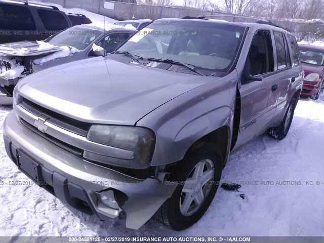 1GNDT13S132372927 - 2003 CHEVROLET TRAILBLAZER  GRAY photo 2