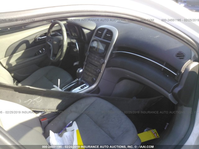 1G11B5SA9DF147009 - 2013 CHEVROLET MALIBU LS WHITE photo 5