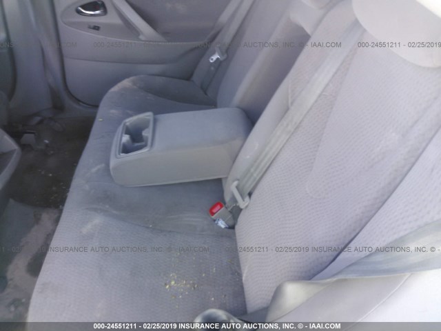 4T1BF3EK2BU135961 - 2011 TOYOTA CAMRY SE/LE/XLE 银色 照片 8