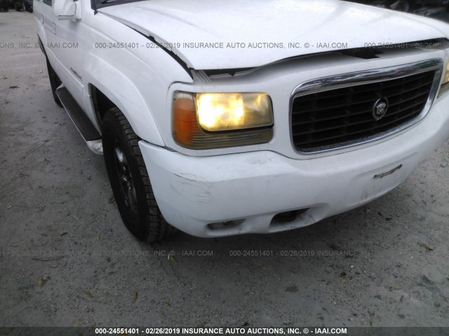 1GYEK13R1XR417627 - 1999 CADILLAC ESCALADE WHITE photo 6