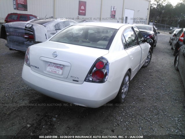 1N4AL11E56C240623 - 2006 NISSAN ALTIMA S/SL WHITE photo 4