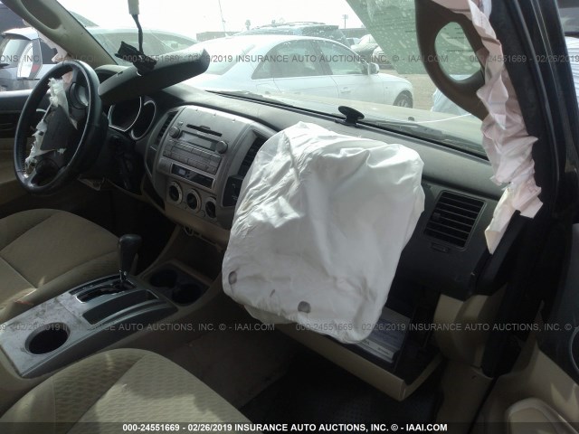 5TETX4CN5AZ731368 - 2010 TOYOTA TACOMA ACCESS CAB მწვანე ფოტო 5