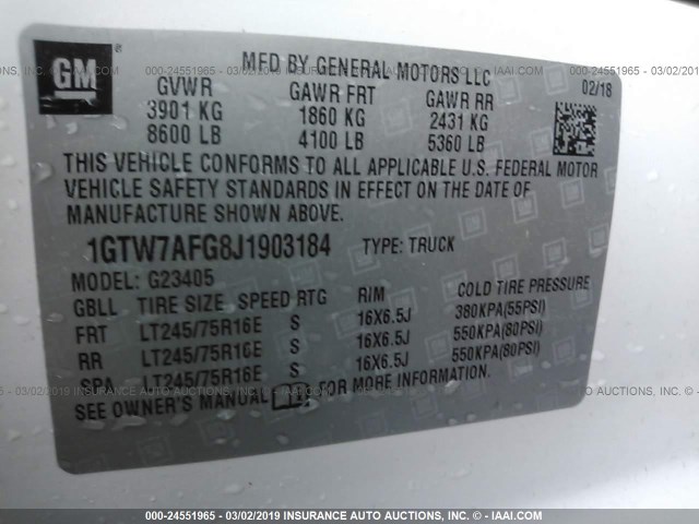 1GTW7AFG8J1903184 - 2018 GMC SAVANA G2500 WHITE photo 9