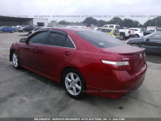 4T1BK46K07U022632 - 2007 TOYOTA CAMRY NEW GENERAT LE/XLE/SE RED photo 3