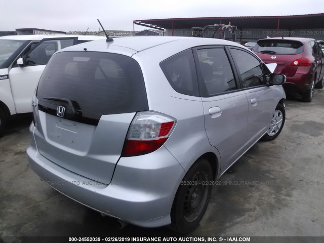 JHMGE8G3XDC012562 - 2013 HONDA FIT SILVER photo 4