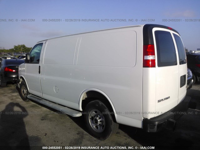 1GTW7AFG7J1211532 - 2018 GMC SAVANA G2500 WHITE photo 3