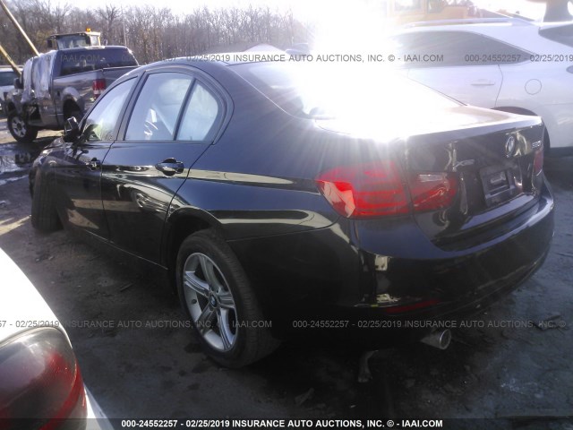 WBA3C3G50FNS74119 - 2015 BMW 320 I/XDRIVE BLACK photo 3