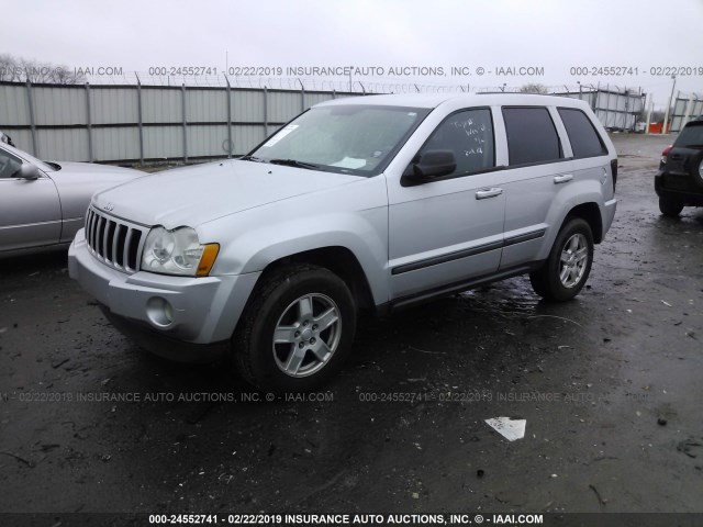 1J8GS48K27C641433 - 2007 JEEP GRAND CHEROKEE LAREDO/COLUMBIA/FREEDOM 银色 照片 2