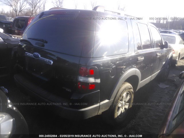 1FMEU73E96UB11489 - 2006 FORD EXPLORER XLT BLACK photo 4