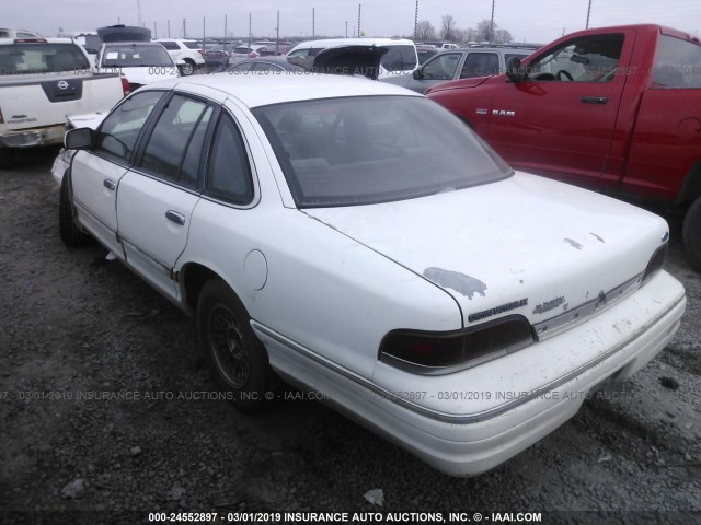 2FALP74W2RX188184 - 1994 FORD CROWN VICTORIA LX WHITE photo 3