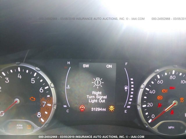 ZACCJBAH7HPG02331 - 2017 JEEP RENEGADE SPORT Մոխրագույն լուսանկար 7