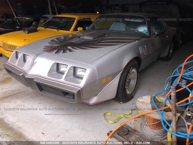 2X87K9N165276 - 1979 PONTIAC TRANS-AM  SILVER photo 2