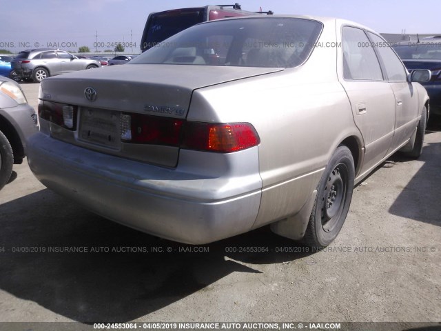 JT2BG22K1Y0436438 - 2000 TOYOTA CAMRY CE/LE/XLE 棕色 照片 4