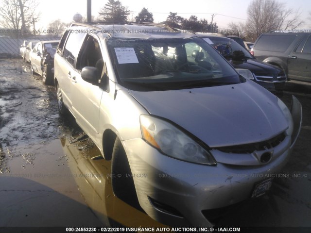 5TDZK23C07S037043 - 2007 TOYOTA SIENNA CE/LE SILVER photo 1