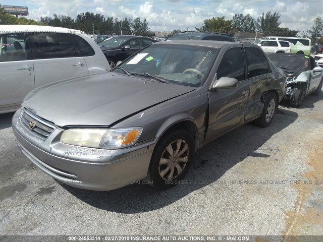 4T1BG22KX1U019823 - 2001 TOYOTA CAMRY CE/LE/XLE GRAY photo 2