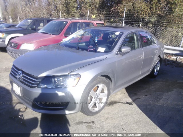 1VWBP7A32DC005675 - 2013 VOLKSWAGEN PASSAT SE SILVER photo 2