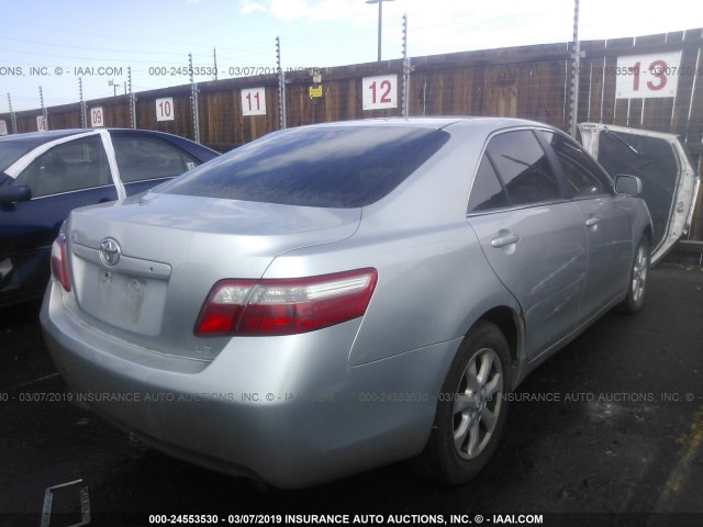 4T1BE46K17U167167 - 2007 TOYOTA CAMRY NEW GENERAT CE/LE/XLE/SE SILVER photo 4
