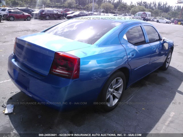 2B3KA43R06H394533 - 2006 DODGE CHARGER SE/SXT BLUE photo 4