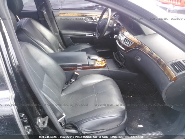 WDDNG71X37A070494 - 2007 MERCEDES-BENZ S 550 BLACK photo 5