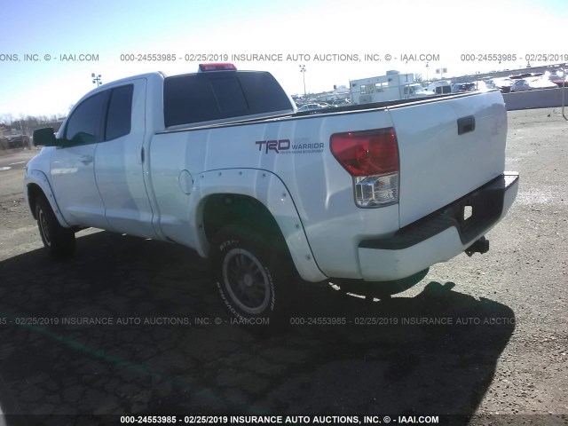 5TFUY5F15AX115080 - 2010 TOYOTA TUNDRA DOUBLE CAB SR5 WHITE photo 3