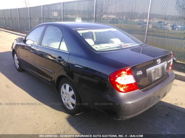 4T1BE30KX4U355815 - 2004 TOYOTA CAMRY LE/XLE/SE BLACK photo 3
