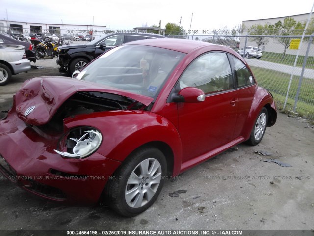 3VWPW31C89M506402 - 2009 VOLKSWAGEN NEW BEETLE S RED photo 2