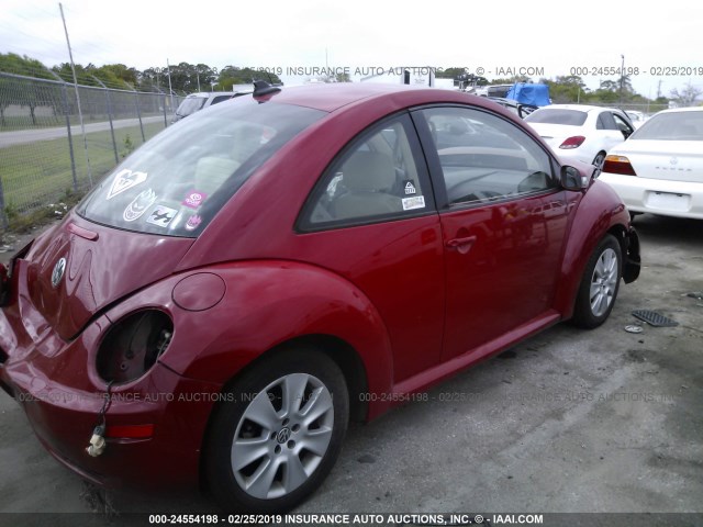 3VWPW31C89M506402 - 2009 VOLKSWAGEN NEW BEETLE S RED photo 4