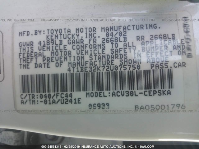 4T1BE32K72U075750 - 2002 TOYOTA CAMRY LE/XLE/SE WHITE photo 9