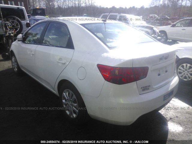 KNAFU4A23C5632422 - 2012 KIA FORTE EX WHITE photo 3