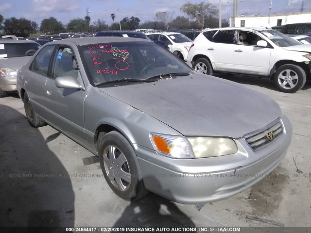 4T1BG22K21U036924 - 2001 TOYOTA CAMRY CE/LE/XLE SILVER photo 1