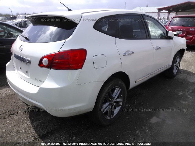 JN8AS5MT0BW155961 - 2011 NISSAN ROGUE S/SV/KROM WHITE photo 4