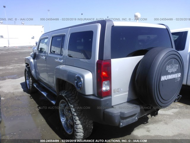 5GTDN13E778184583 - 2007 HUMMER H3 GRAY photo 3