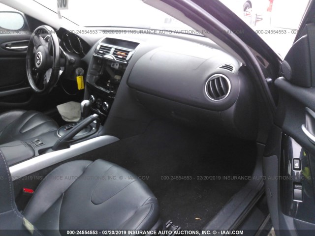 JM1FE17M990402932 - 2009 MAZDA RX8 BLACK photo 5