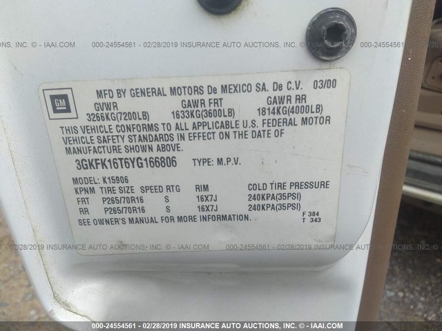 3GKFK16T6YG166806 - 2000 GMC YUKON XL K1500 WHITE photo 9