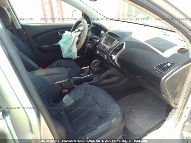 KM8JU3AC2BU222162 - 2011 HYUNDAI TUCSON GLS/LIMITED 灰色 照片 5