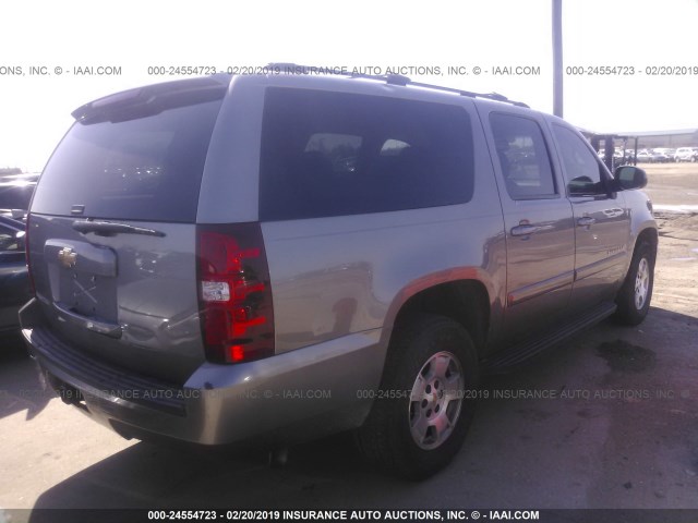 3GNFC16087G113223 - 2007 CHEVROLET SUBURBAN C1500 GRAY photo 4