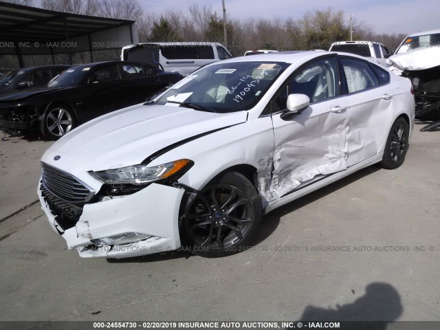 3FA6P0LU6JR170293 - 2018 FORD FUSION SE HYBRID WHITE photo 2